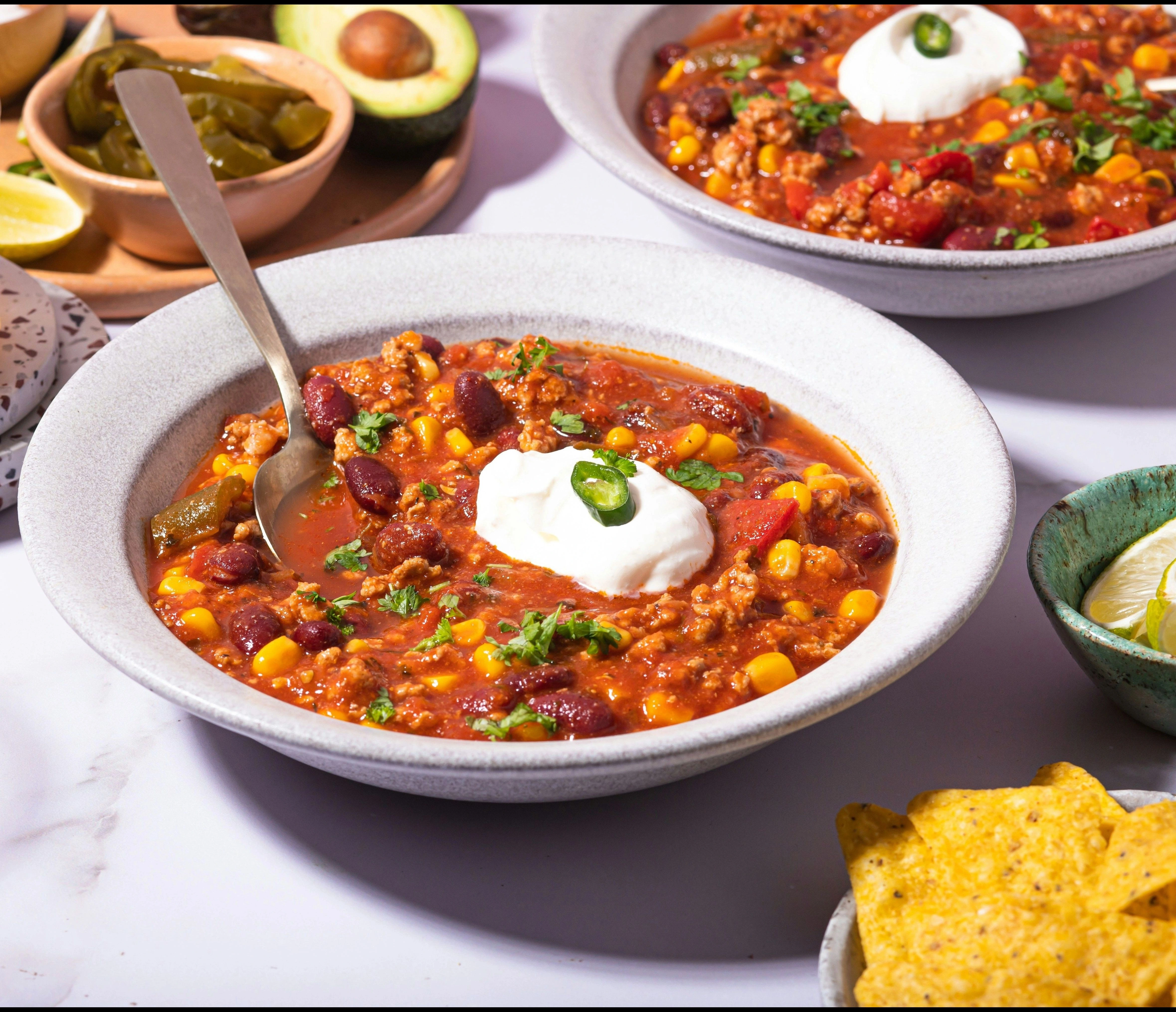 Chili con Carne Tarifi Baharatlı ve Doyurucu Tek Tencere Yemeği