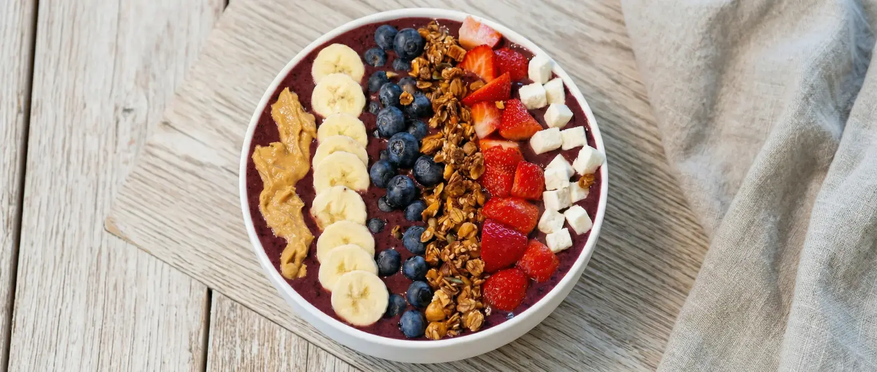 Pürüzsüz Kıvamlı Açai Bowl Tarifi