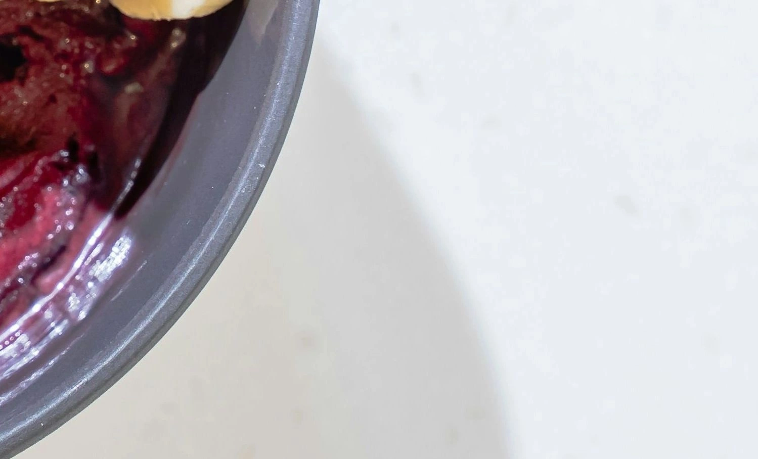 Brezilya'nın Enerjik Kahvaltısı: Acai Bowl Tarifi