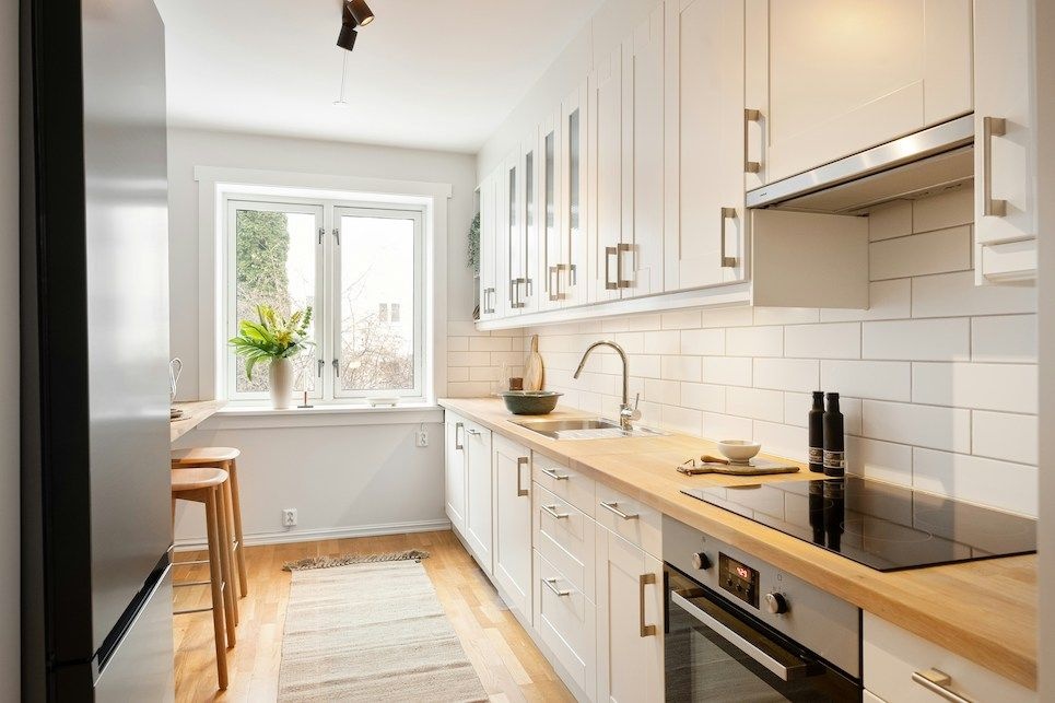 small kitchen.jpg