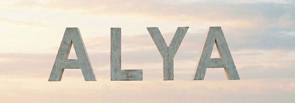 Alya İsminin Anlamı ve Alya’lara Alınabilecek En Güzel Hediyeler