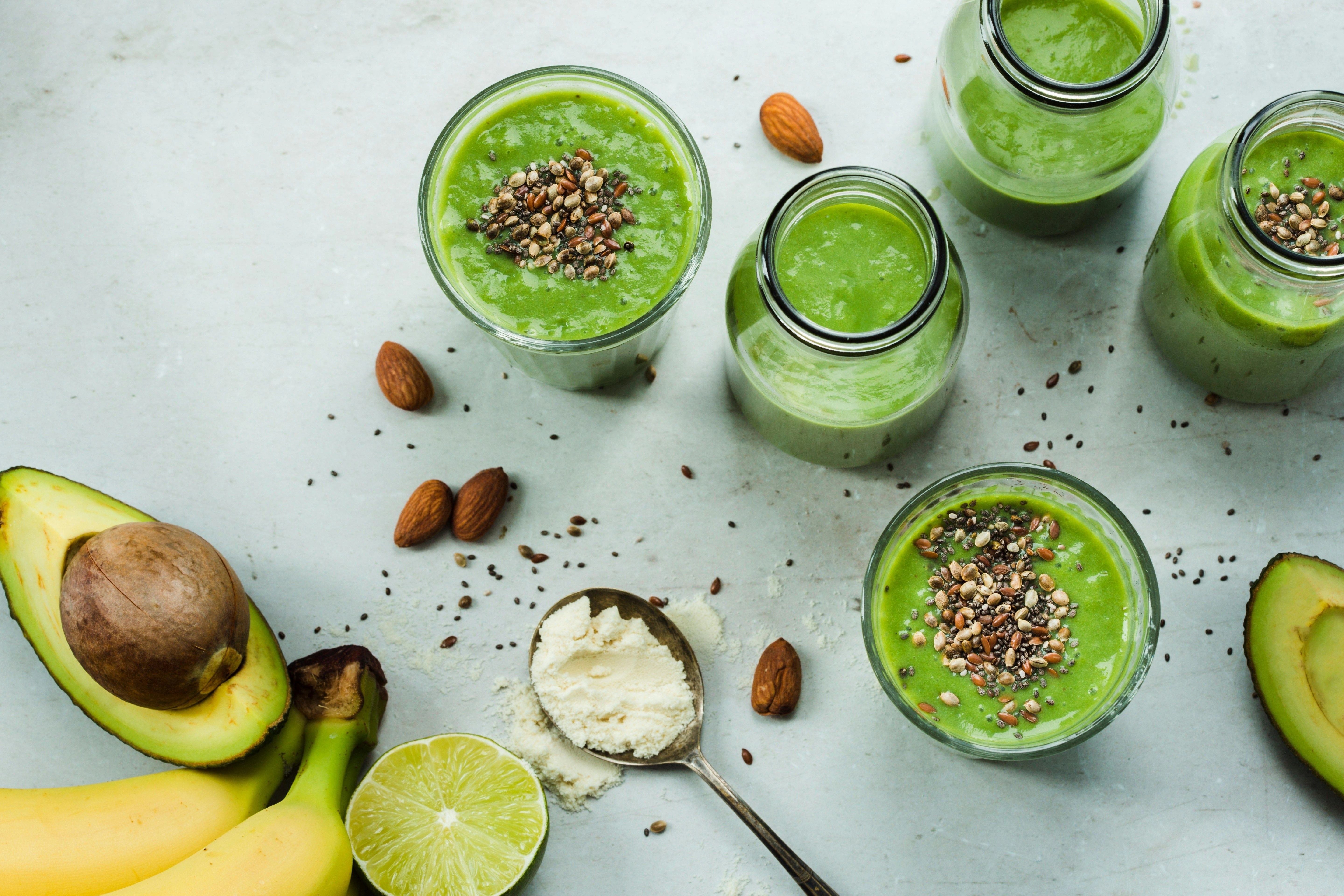 Avokadolu Smoothie Tarifi