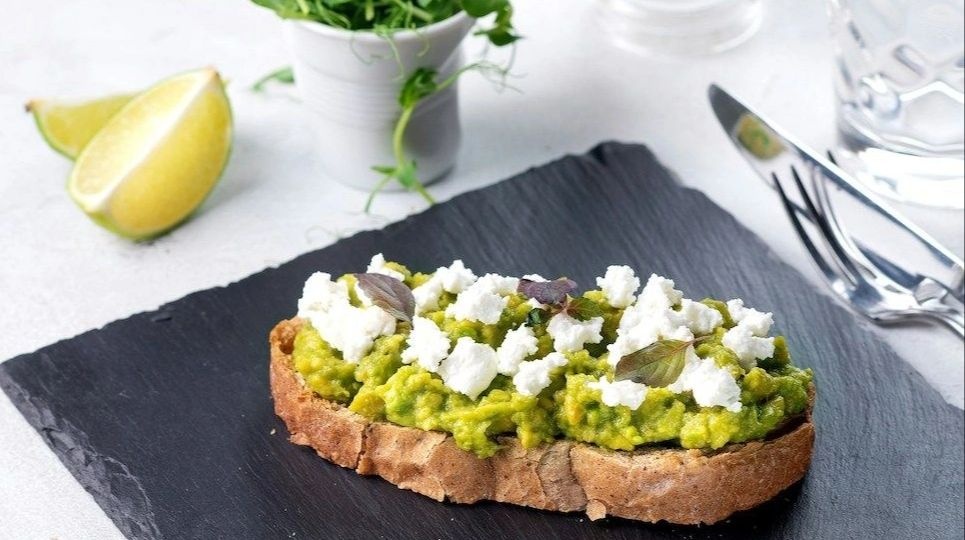 avokado tost.jpg