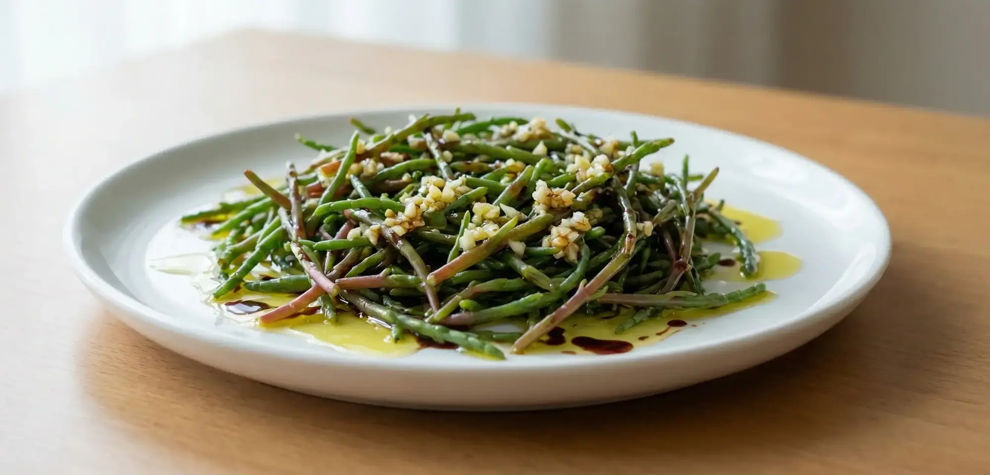 Balık Sofralarının Olmazsa Olmazı Zeytinyağlı Deniz Börülcesi Tarifi