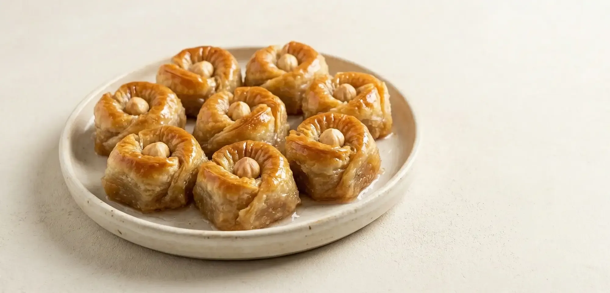 Parmak Yalatan Kıyır Kıyır Gül Tatlısı Tarifi