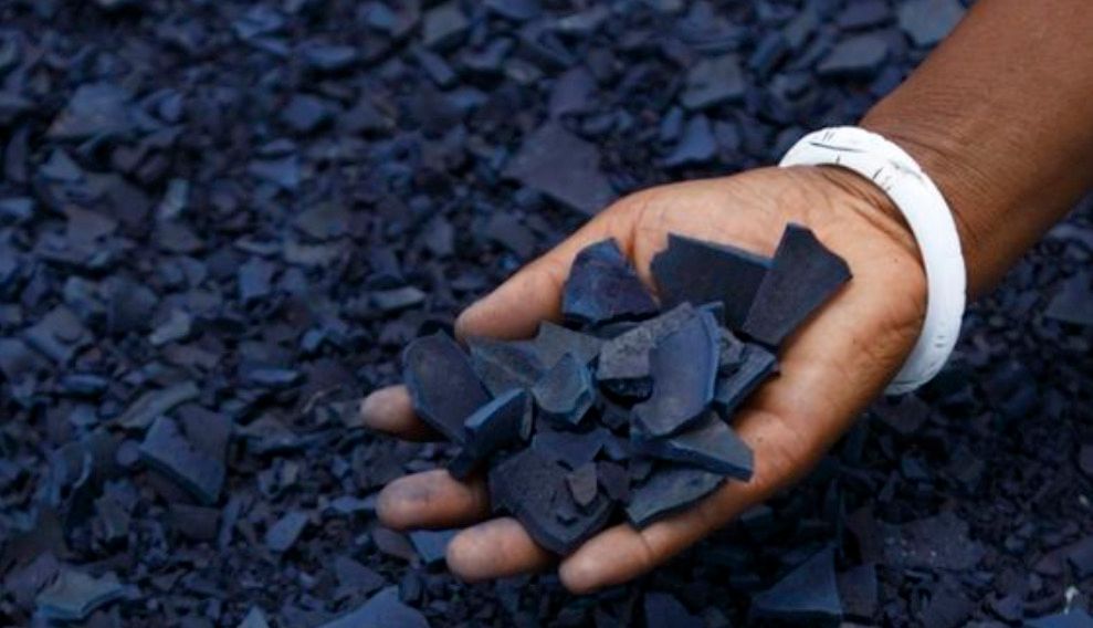 İndigo Rengi: Derinlik Hissi Veren Doğal Bir Ton