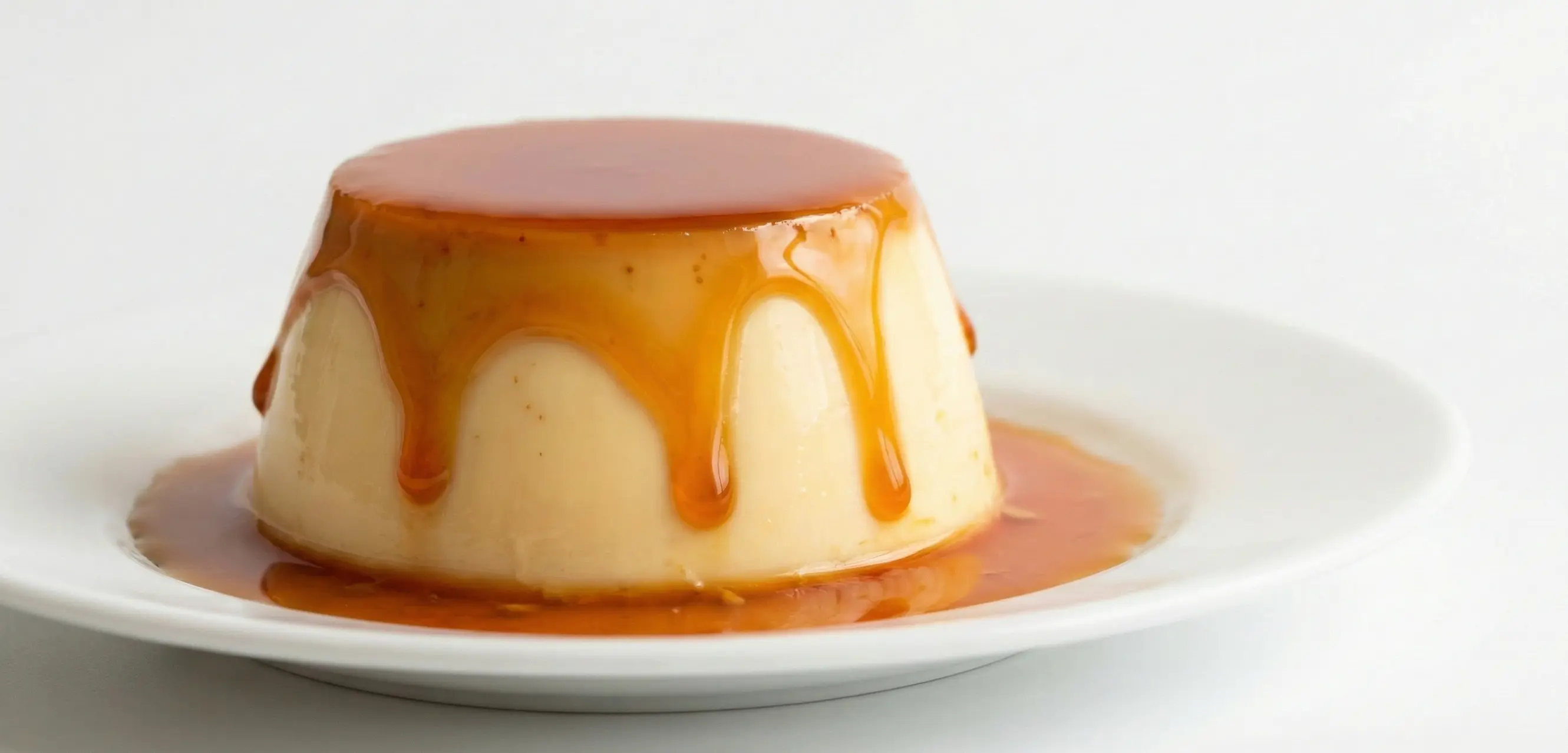 İpek Gibi Kıvamlı Orjinal Krem Karamel Tatlısı Tarifi