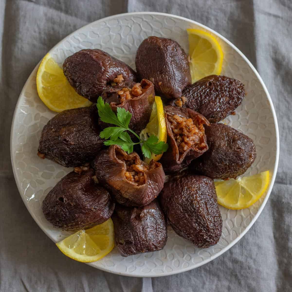 Kuru Patlıcan Dolması