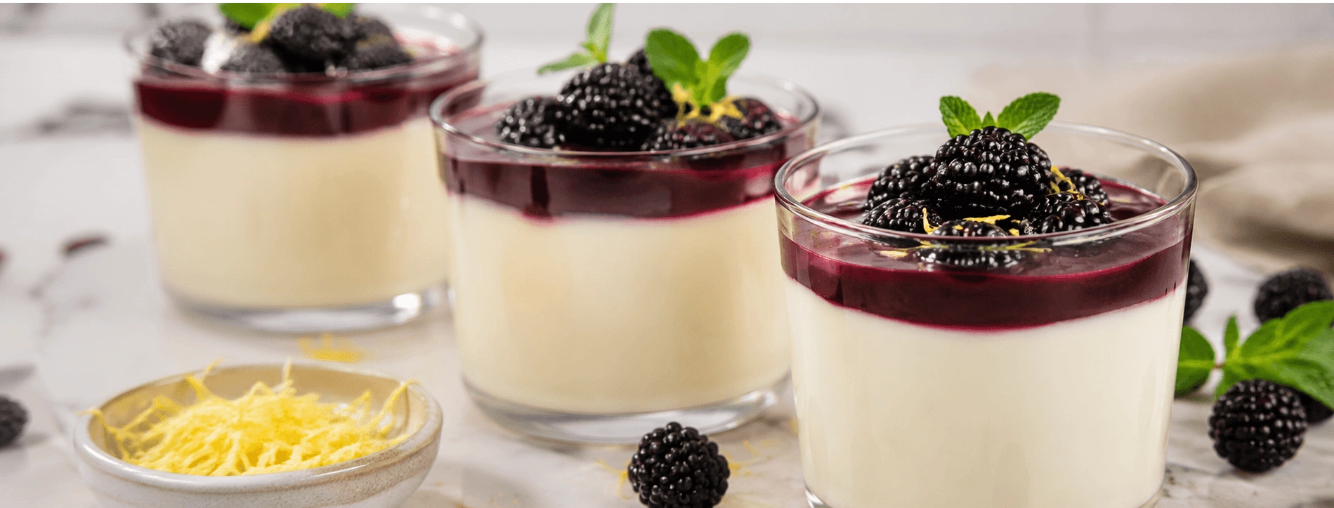 Böğürtlenli Lemon Posset Tarifi