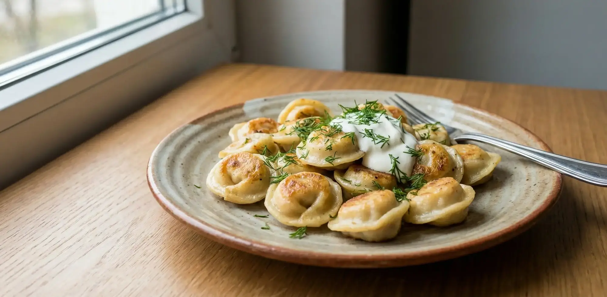 Tavada Çıtır ve Sulu Rus Mantısı Pelmeni Tarifi