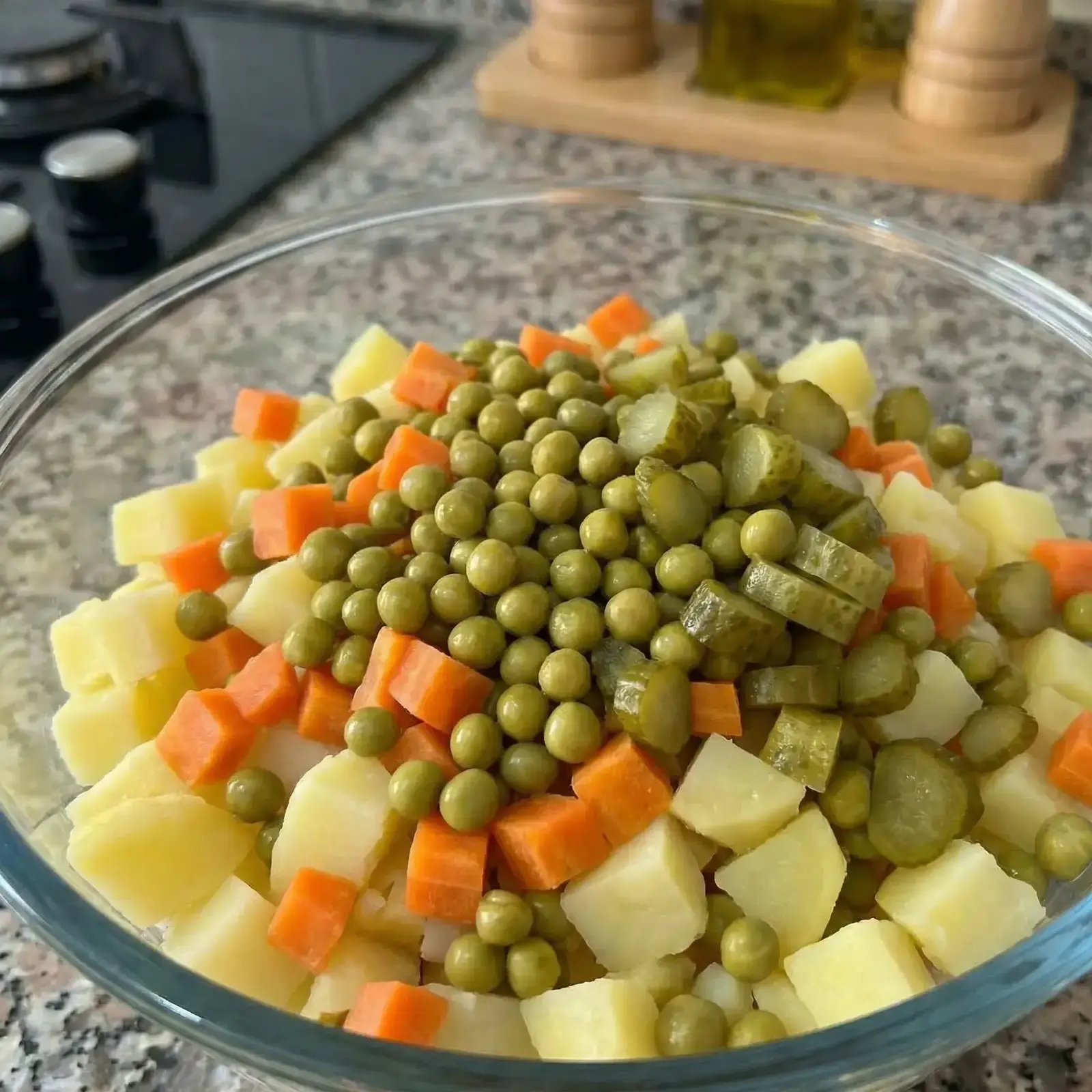 Rus Salatası Tarifi