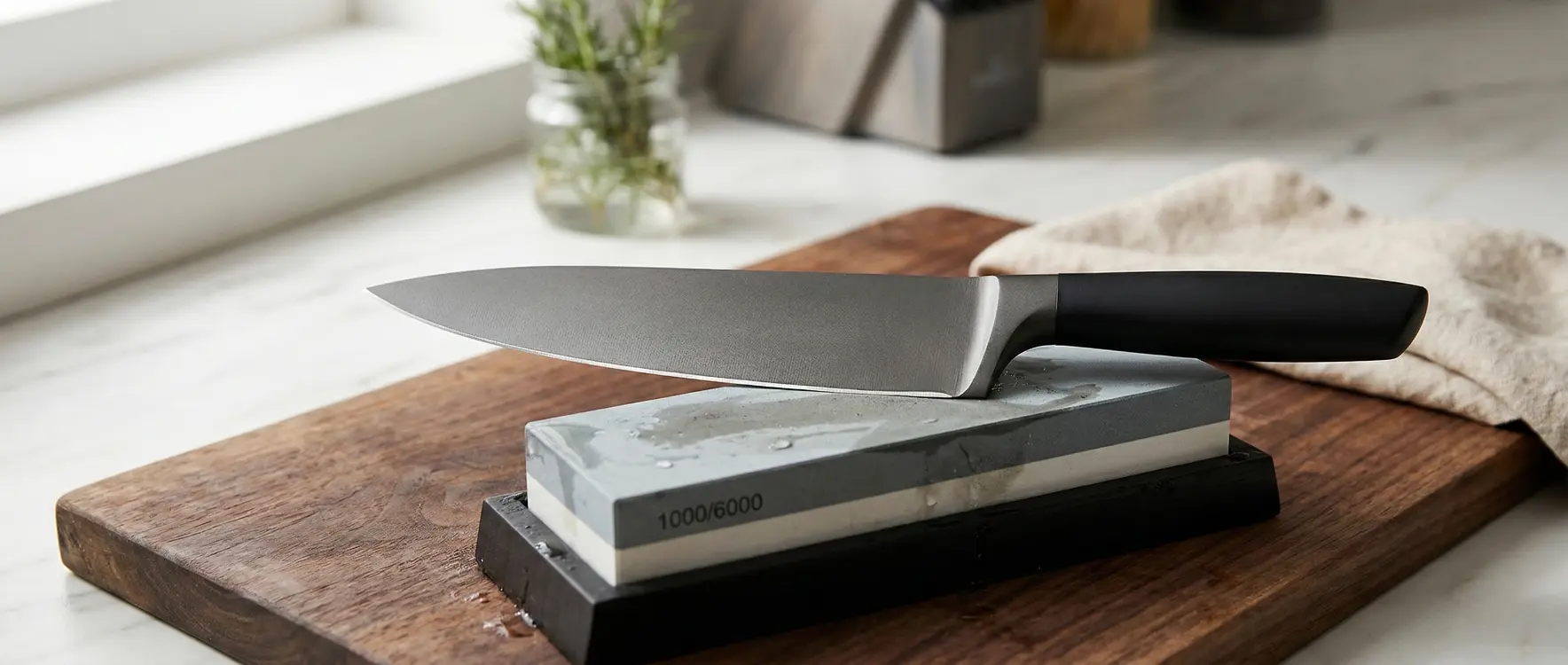 Titanyum Kaplama Bıçaklar Körelir mi? Evde Bıçak Bileme Teknikleri