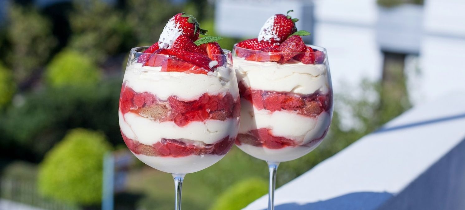 Bardakta Servis Edilen İngiliz Trifle