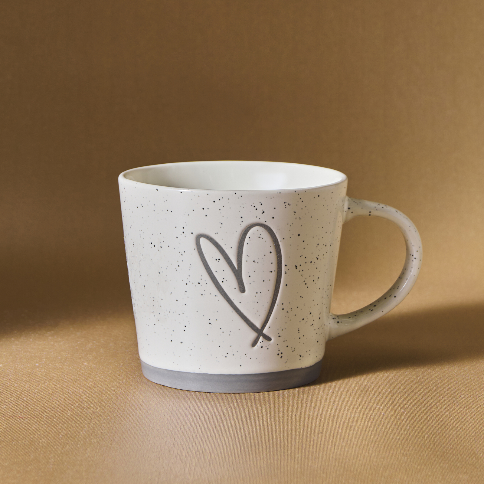 Karaca Kalp Beyaz Kupa 450 ml