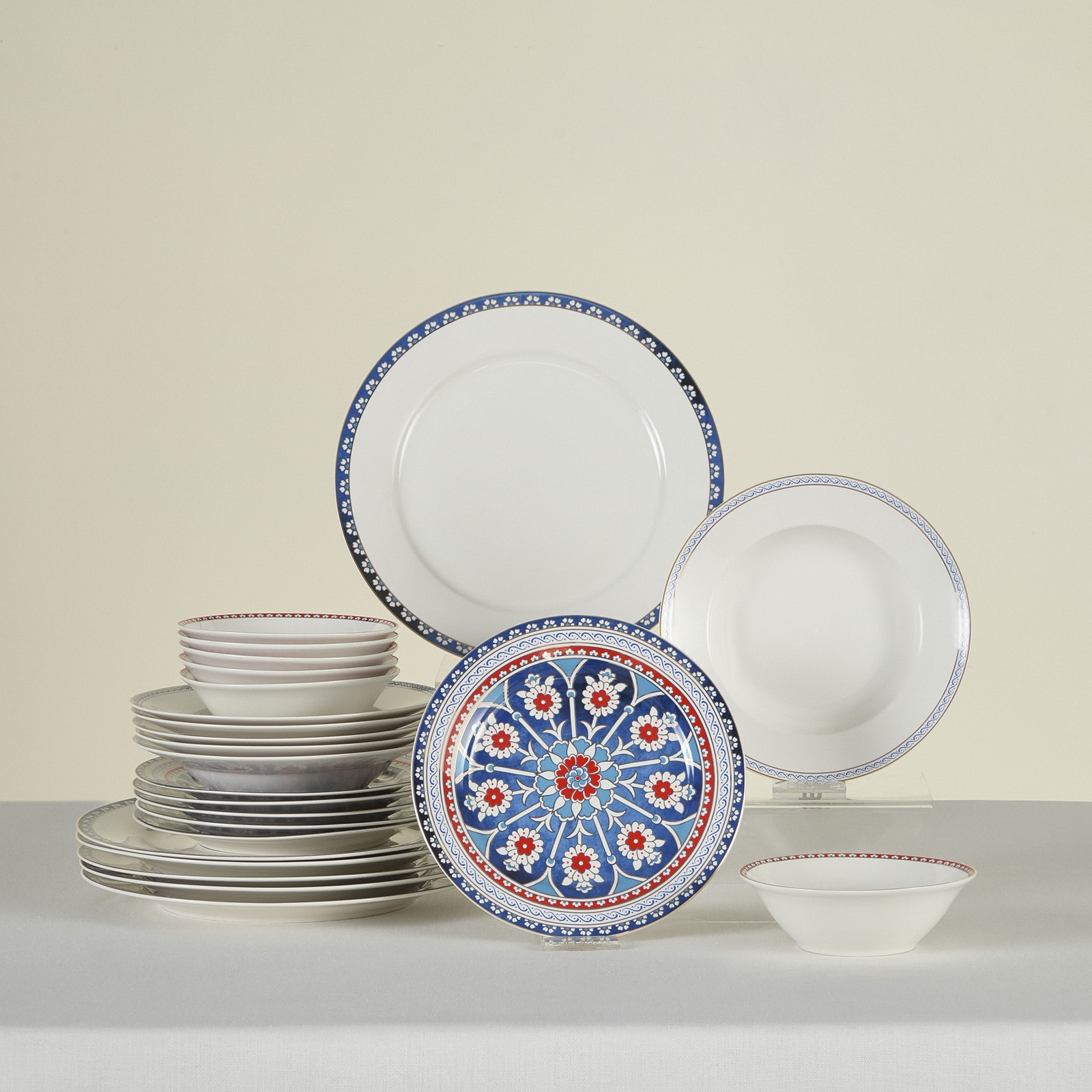 Karaca Elegance Bone Ancient 24 Parça 6 Kişilik Yemek Takımı