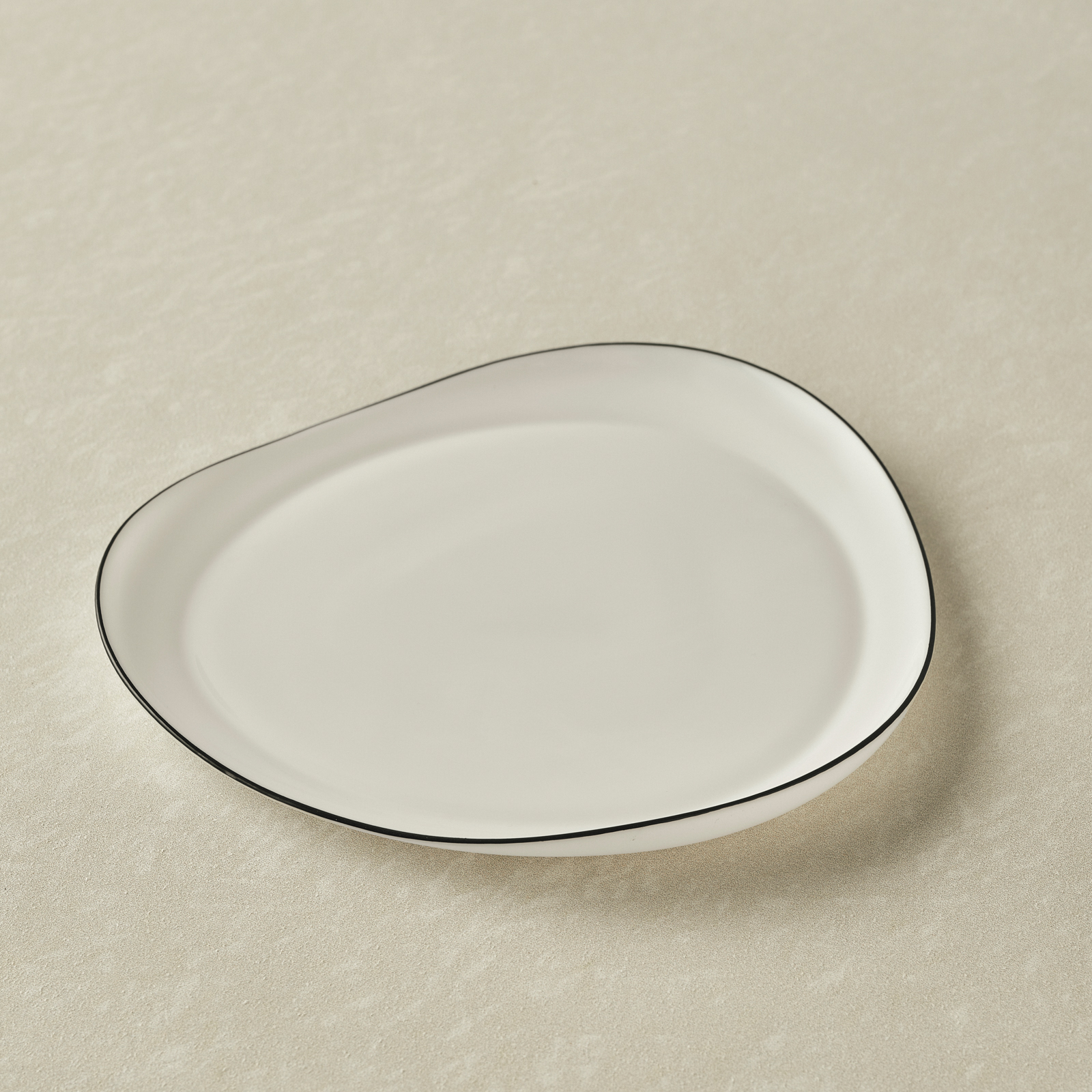 Karaca Agata Opal Cam Pasta Tabağı 18 Cm