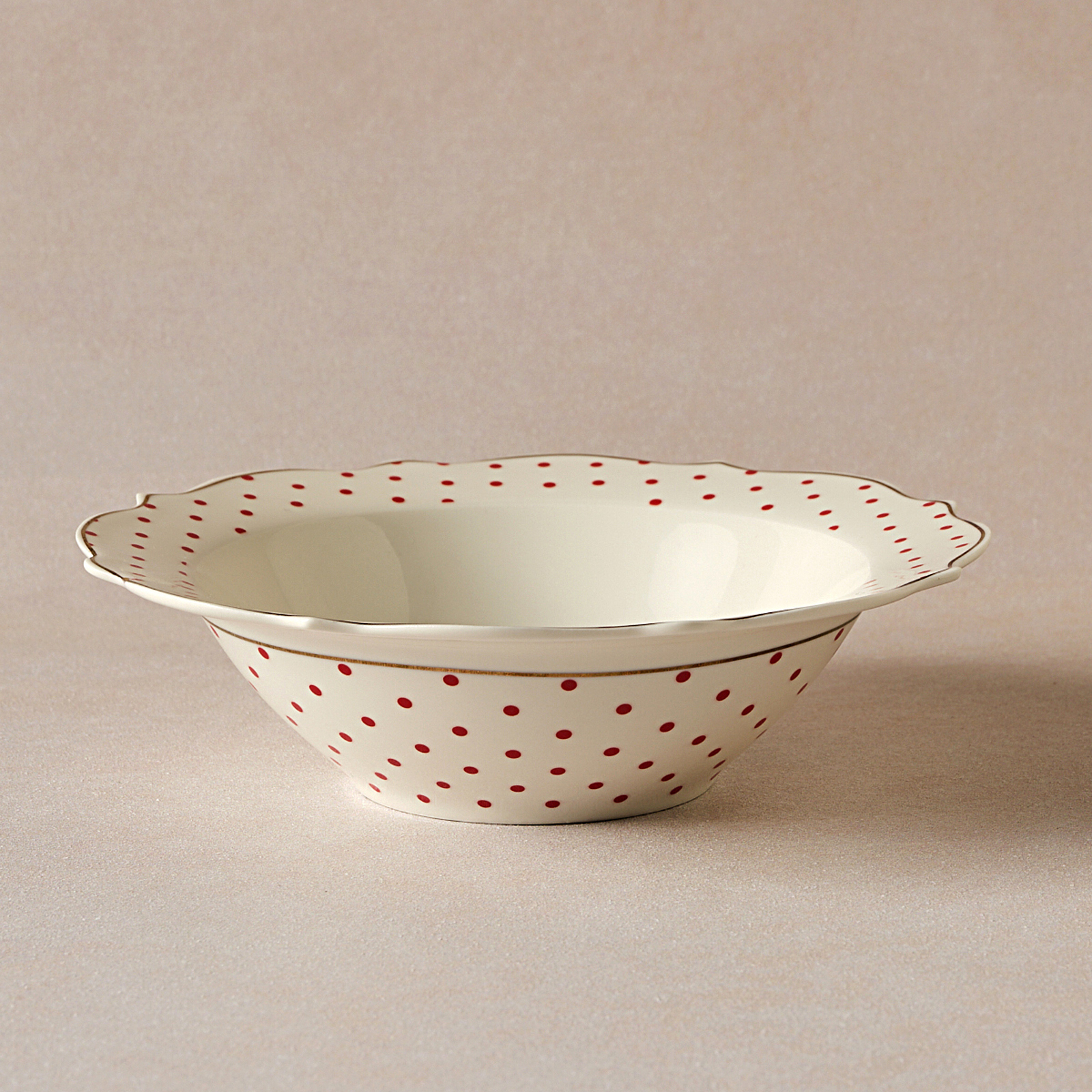 Karaca New Romantic Puantiyeli Kase 17 cm Kırmızı