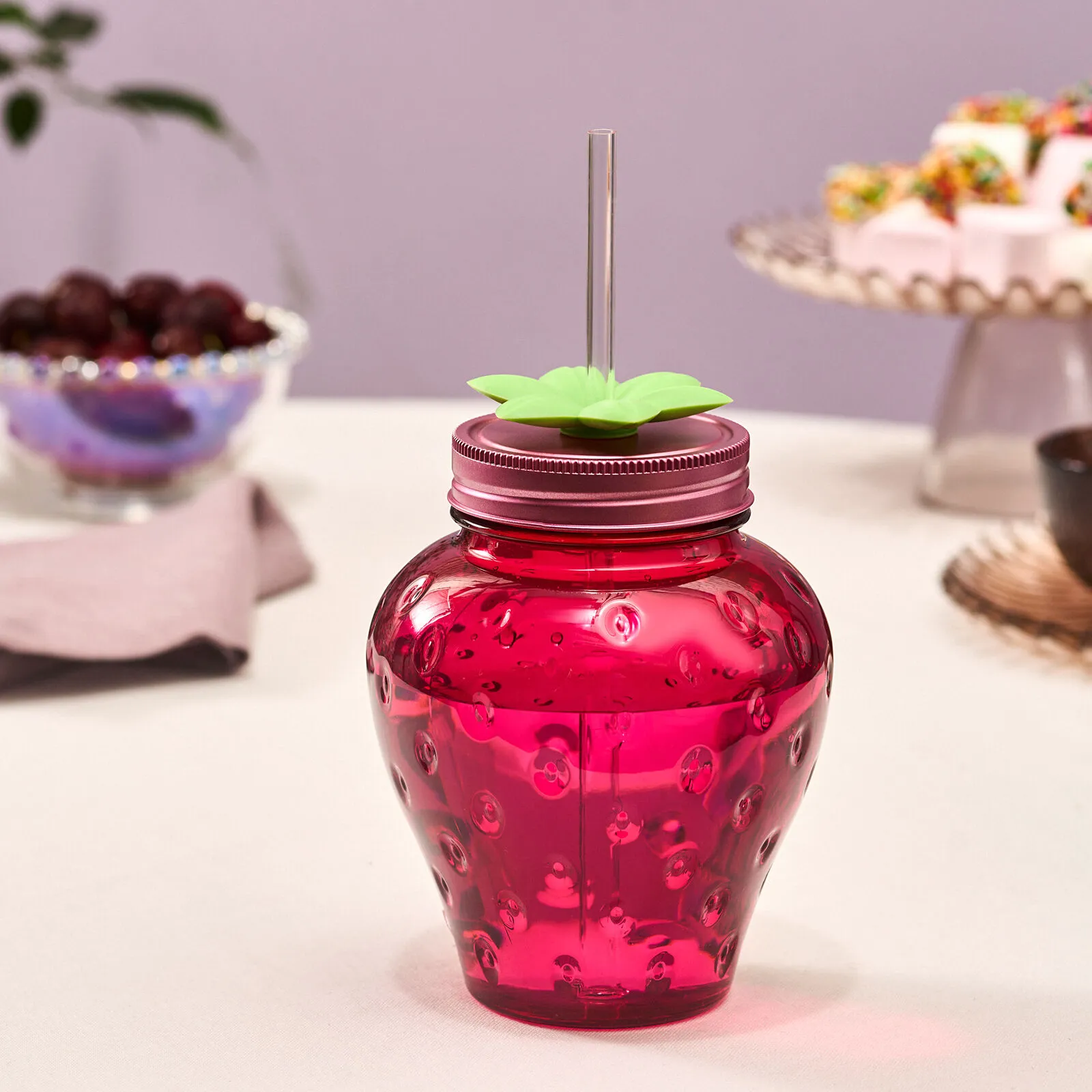 Karaca Çilek Transparent Pipetli Su Şişesi 750 Ml