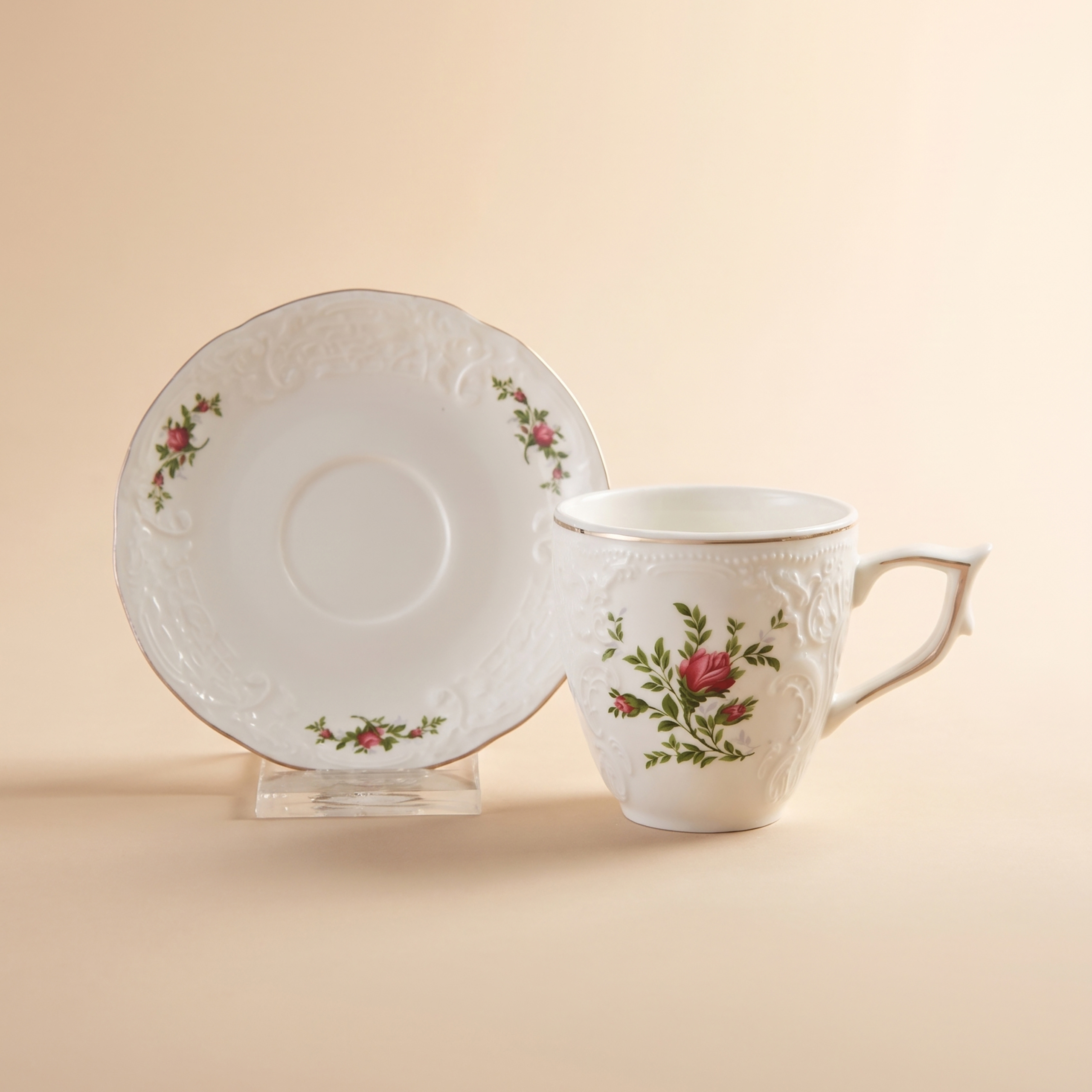 Karaca Vintage Rose Kahve Fincanı ve Tabağı 100 ml