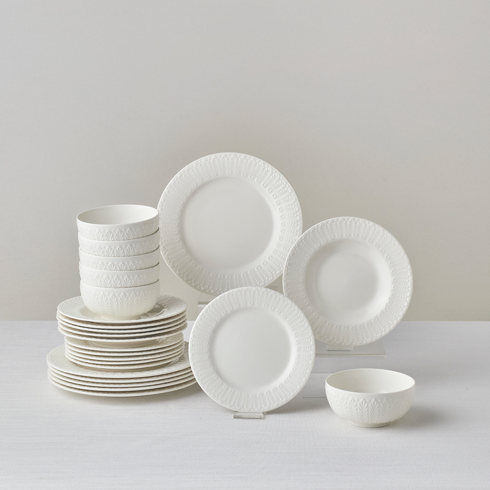 Karaca Forever Bone Luma 24 Parça 6 Kişilik Yemek Takımı