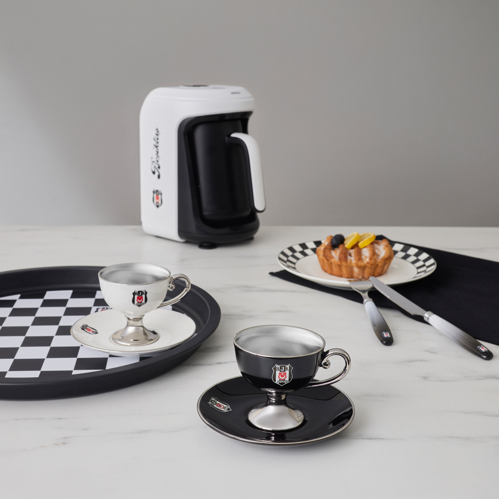 Karaca x Beşiktaş Lisanslı 2 Kişilik Kahve Fincan Takımı 80 ml