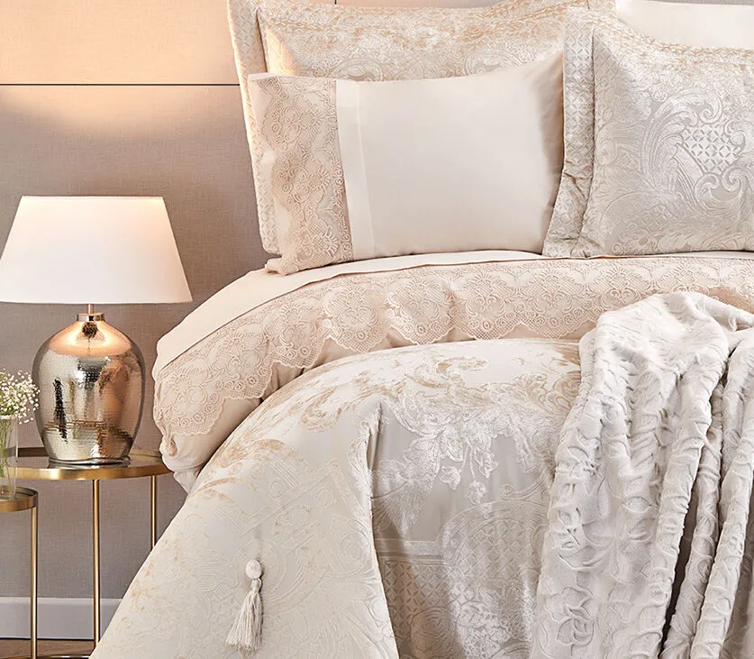 Çeyiz Setleri 1999 tl'den Başlayan Fiyatlarla