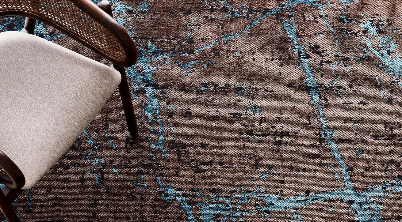 Kaşmir Halıda 1 Halı Alana 2. Halı Bedava