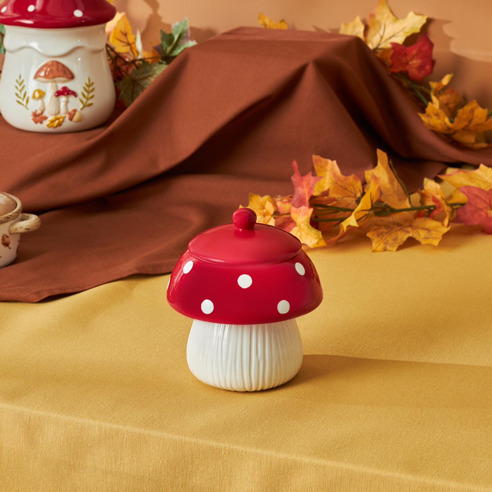 Karaca Cozy Mantar Saklama Kabı Kırmızı 520 ml