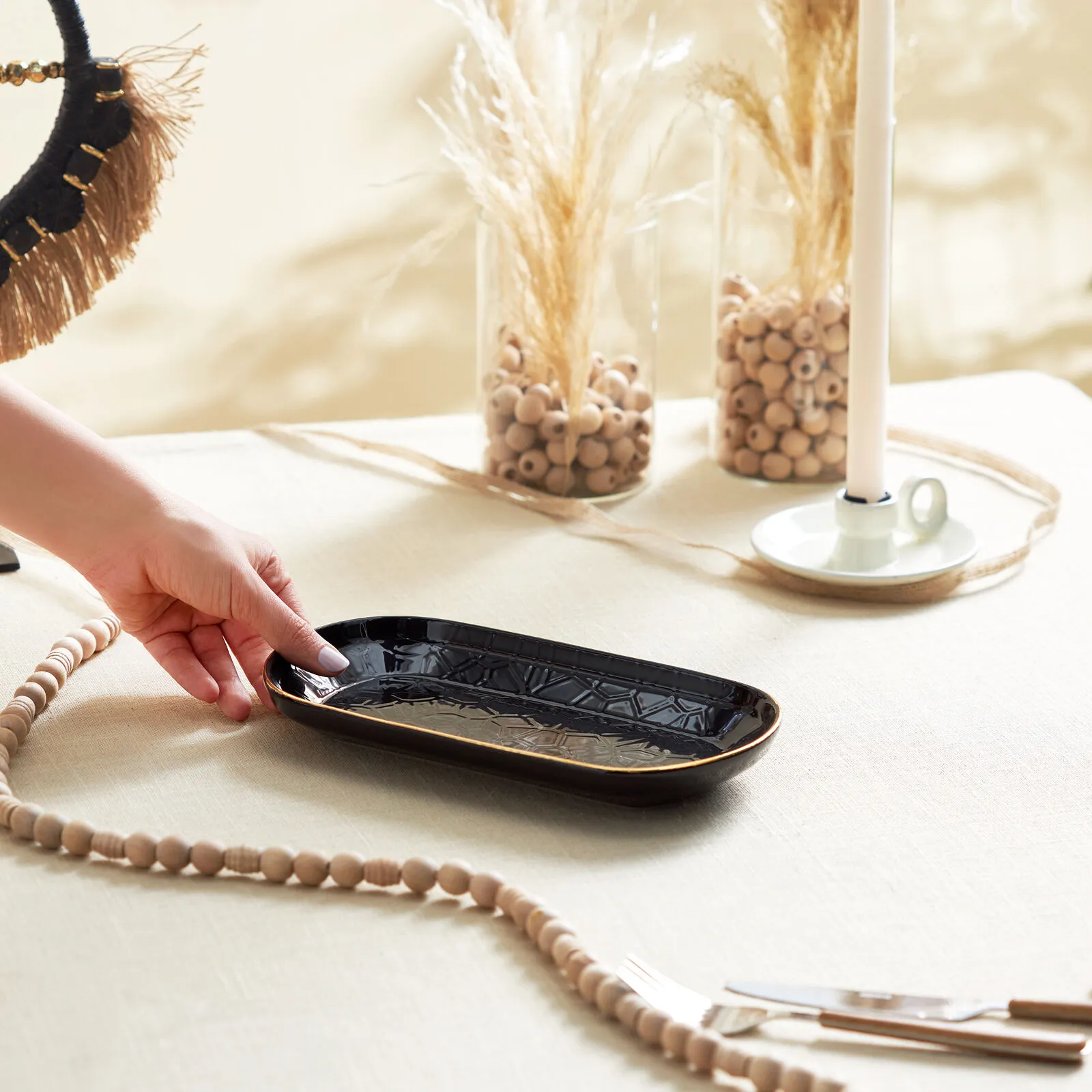 كاراجا صحن قارب كالفن 22 سم باللون الاسود