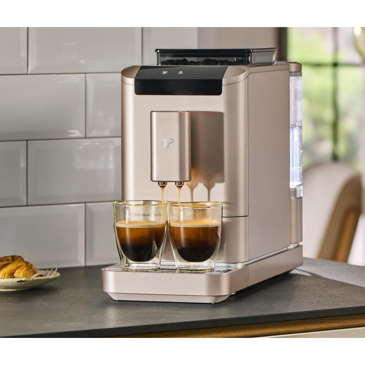 Tchibo Esperto 2 Caffè Tam Otomatik Kahve Makinesi, Metallic Sand Limited Edition