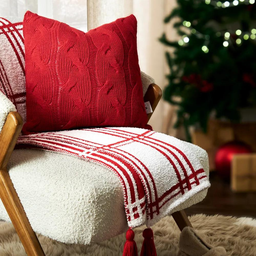 Penelope Triko Kırlent Kılıfı Kırmızı 45x45 Cm - Cabella Serisi