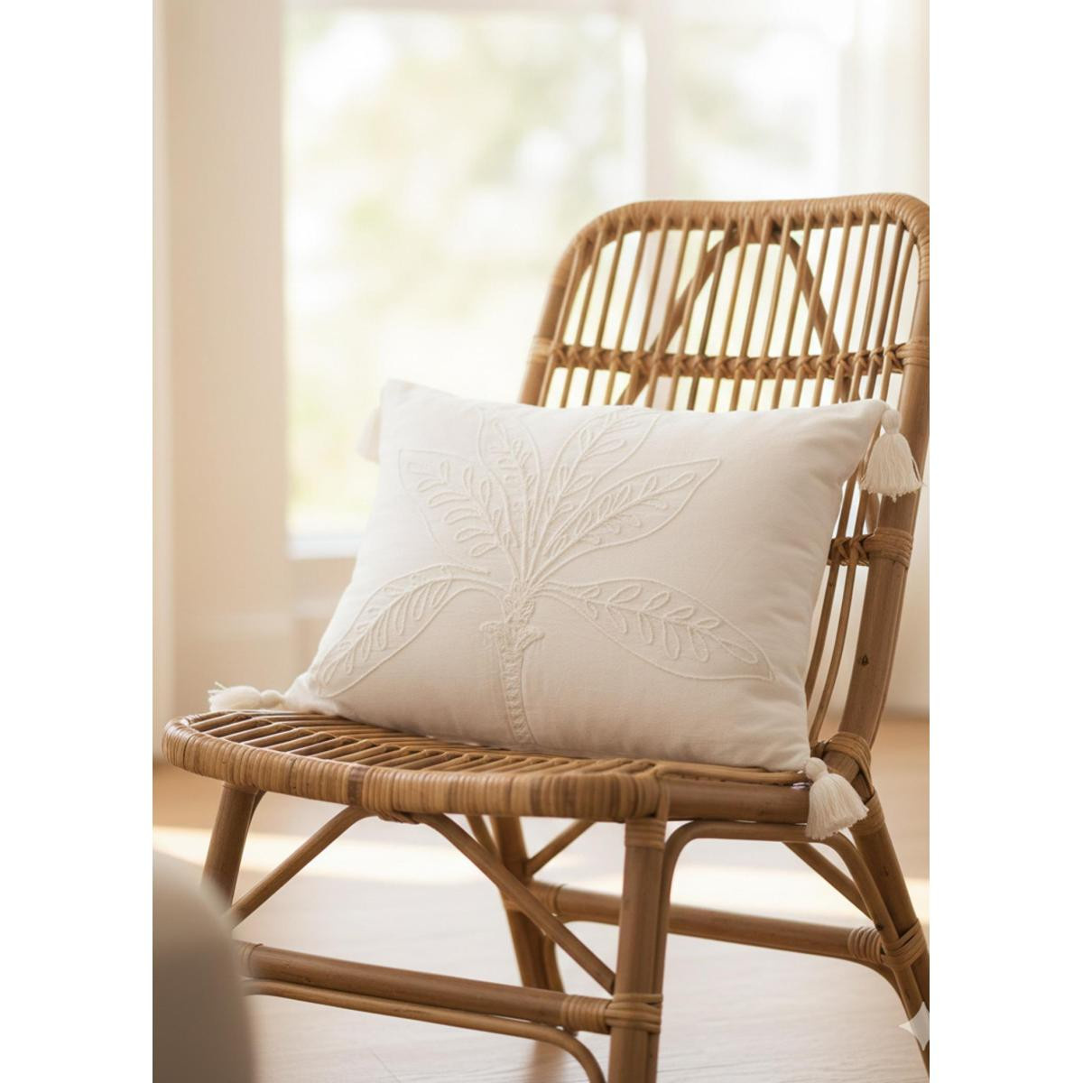 The Mia Püsküllü Kırlent Krem 35x50cm