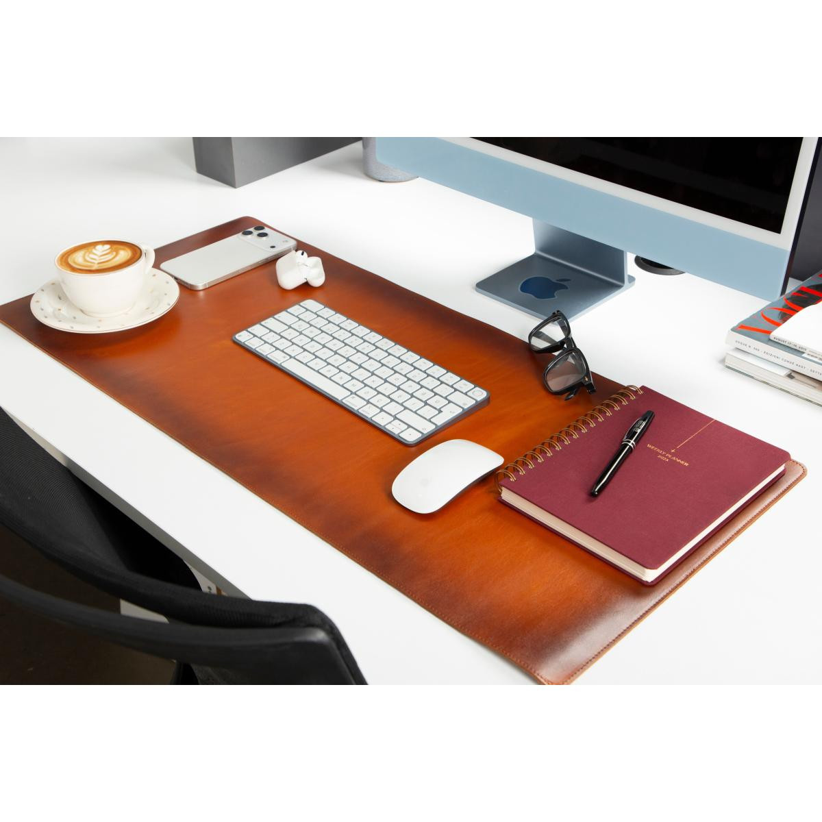Bloominbag Atelier 91 Sandy Tan Leather Desk Mat - Medium