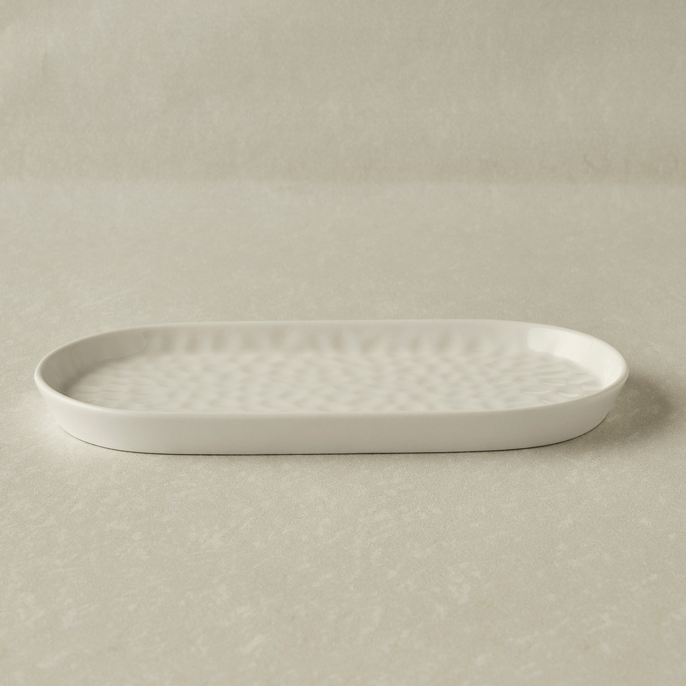 Karaca x Refika Bembeyaz Kayık Tabak 24 cm görseli 3