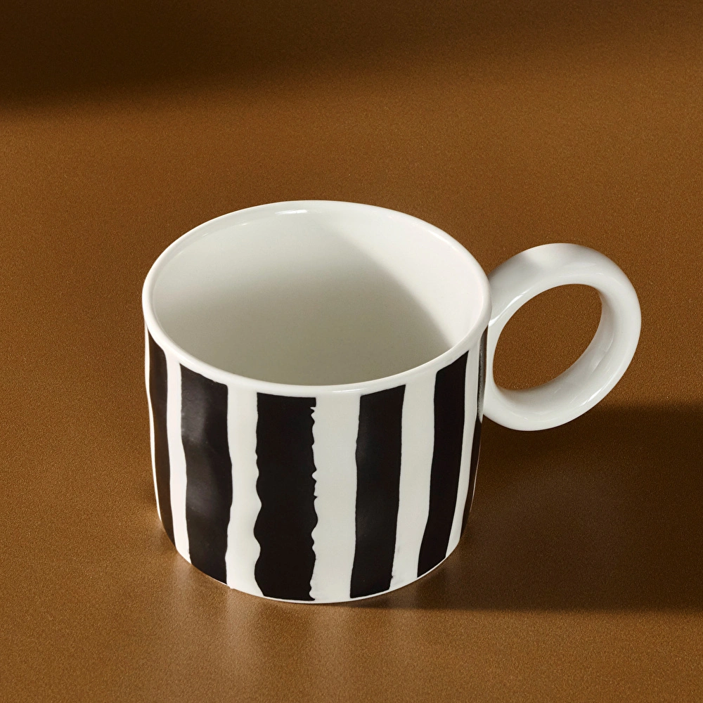Karaca Erica Çizgili Mug 370 ml görseli 1