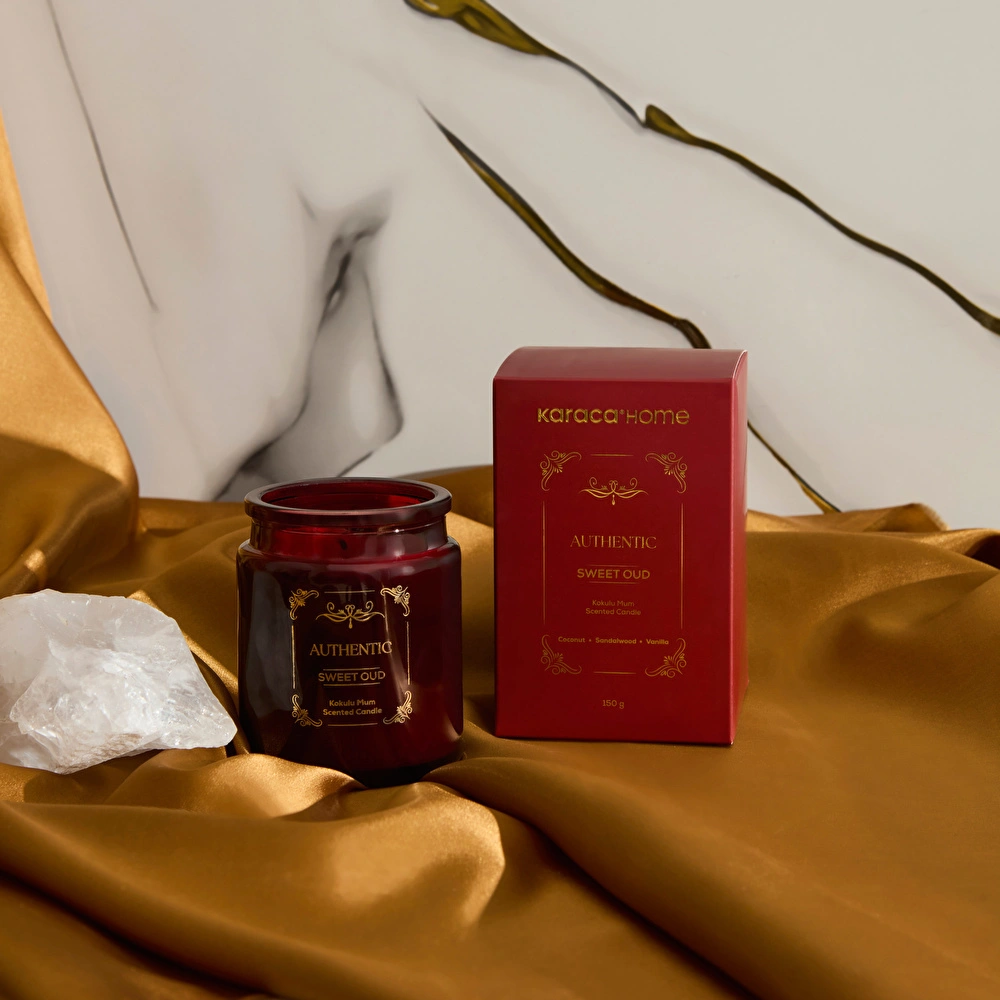 Karaca Home Authentic Serisi Sweet Oud Kokulu Mum görseli 1