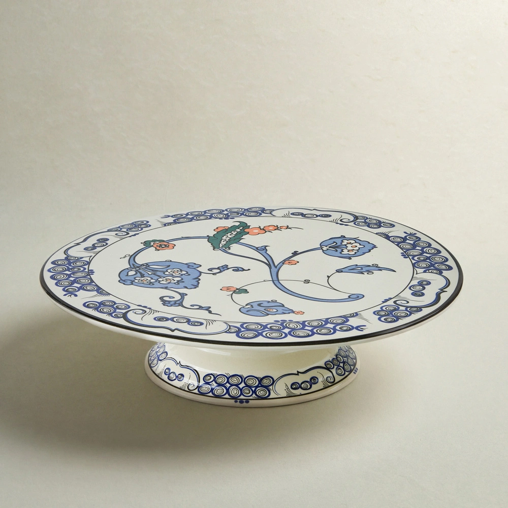 Karaca x Ömür Akkor İznik Hatai Ayaklı Kek Standı 32 cm görseli 1