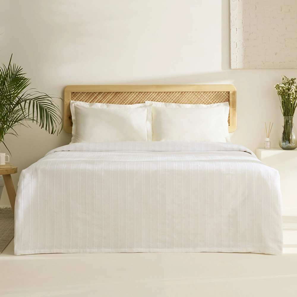Karaca Home Verona %100 Pamuk Çift Kişilik Pike Beyaz görseli 1