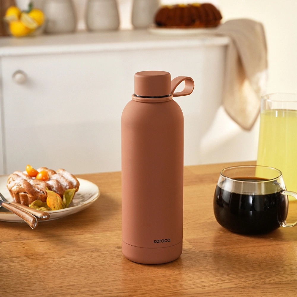 Karaca Aly Soft Touch Çelik Sızdırmaz Termos 500 ml Mocha Mousse görseli 1