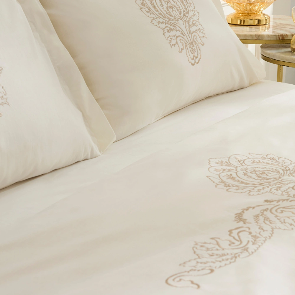 Karaca Home Sevra 8 Parça Private Gold Çeyiz Seti görseli 5