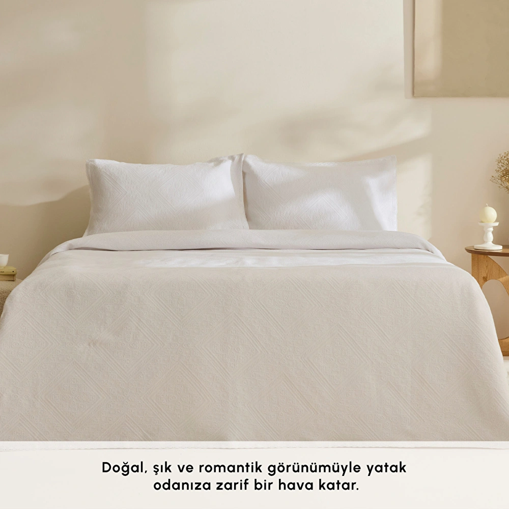 Karaca Home Adelia Fistolu Çift Kişilik Yatak Örtüsü Takımı Beyaz görseli 1
