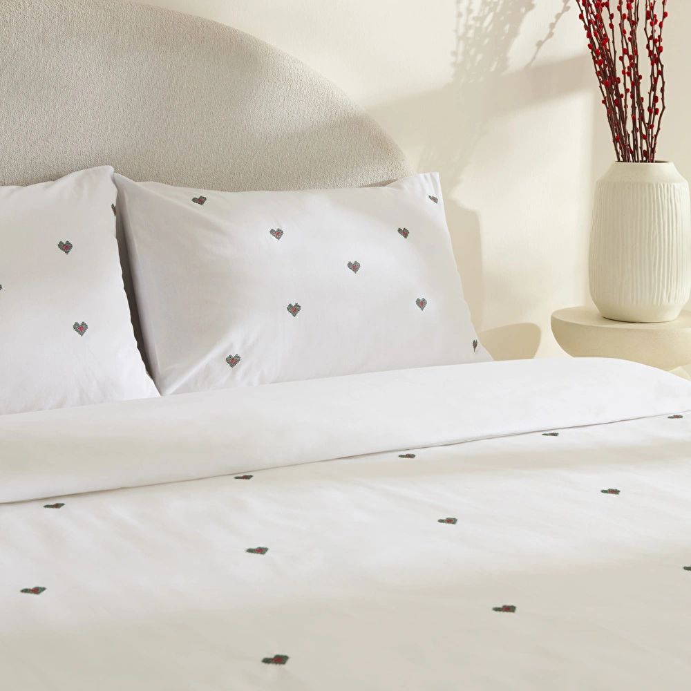 Karaca Home Amour Mio Kalp Desenli %100 Pamuk Çift Kişilik Nakışlı Nevresim Takımı Beyaz görseli 4