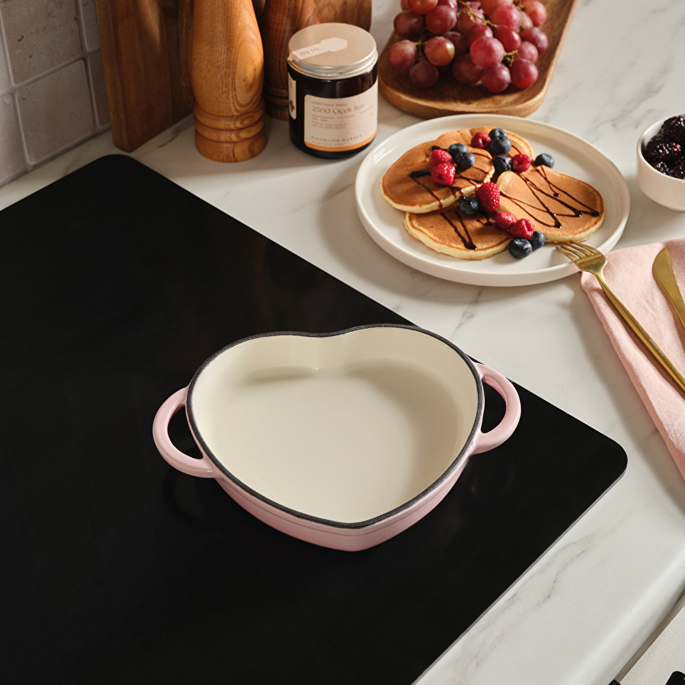 Karaca Love Emayeli Demir Döküm Sahan 16 cm thumbnail 2