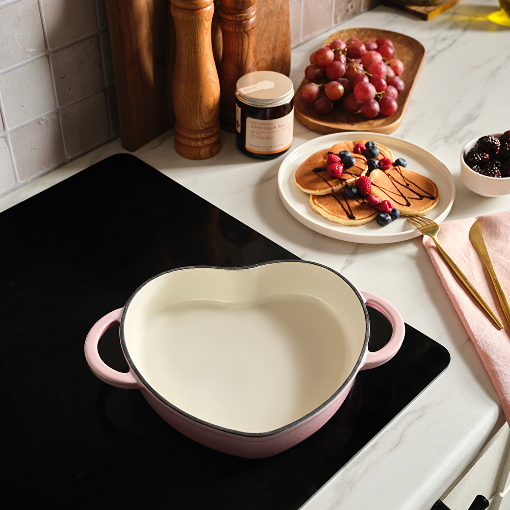 Karaca Love Emayeli Demir Döküm Sahan 20 cm