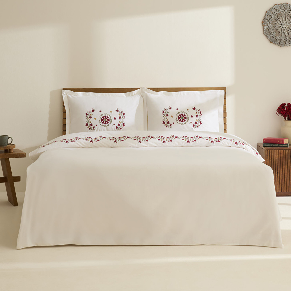 Karaca Home Layali Nakışlı Çift Kişilik Nevresim Takımı Beyaz görseli 8