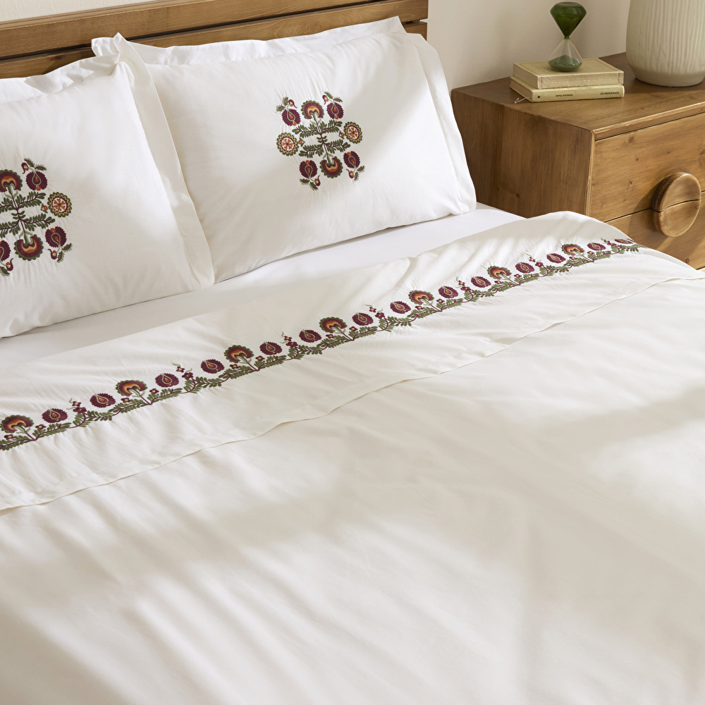 Karaca Home Nubea Nakışlı Çift Kişilik Nevresim Takımı Beyaz görseli 4