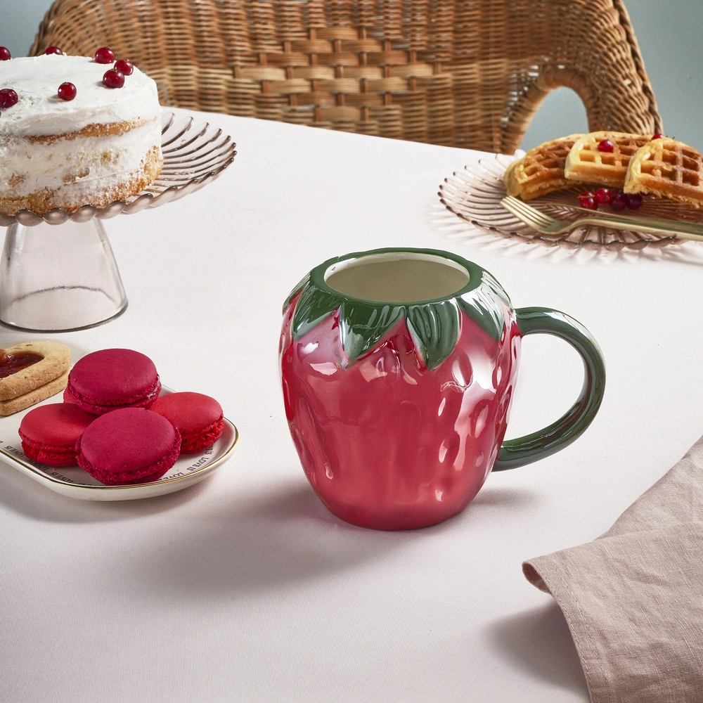 Karaca Strawberry 680 ml Mug görseli 3