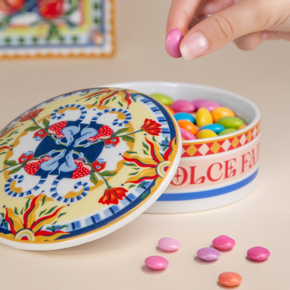 Baci Milano Dolce Far Niente Desenli Yuvarlak Porselen Kutu 13 cm görseli 1