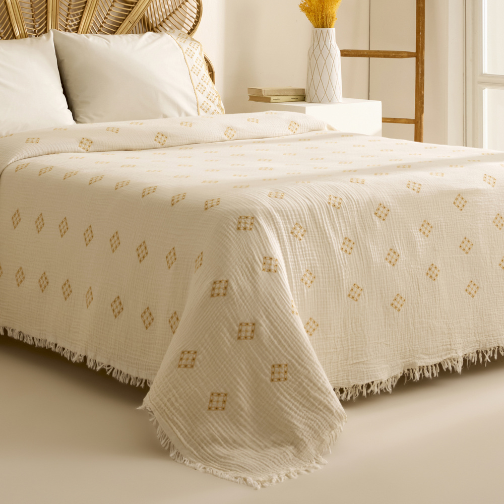 Karaca Home Nobile Brodeli Muslin Çift Kişilik Pike Takımı Sarı görseli 4