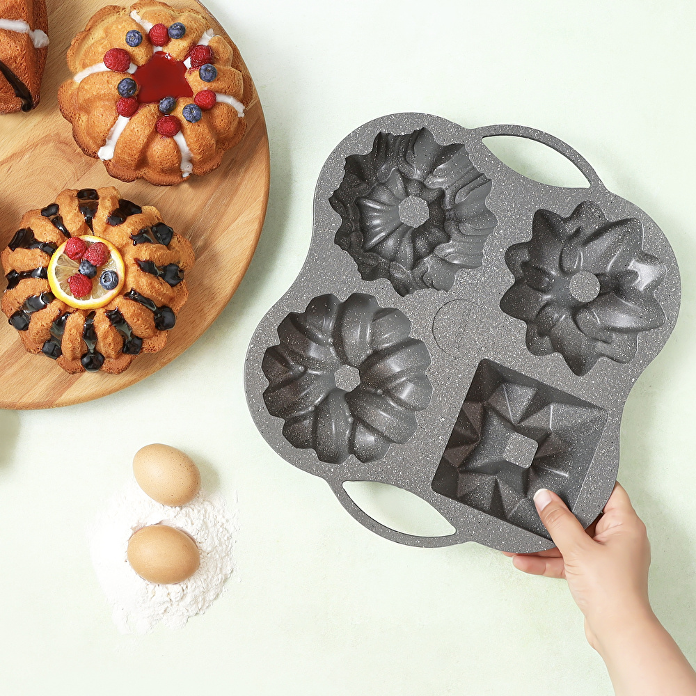 Karaca Cake Pro 4'lü Antrasit Döküm Kek Kalıbı görseli 1